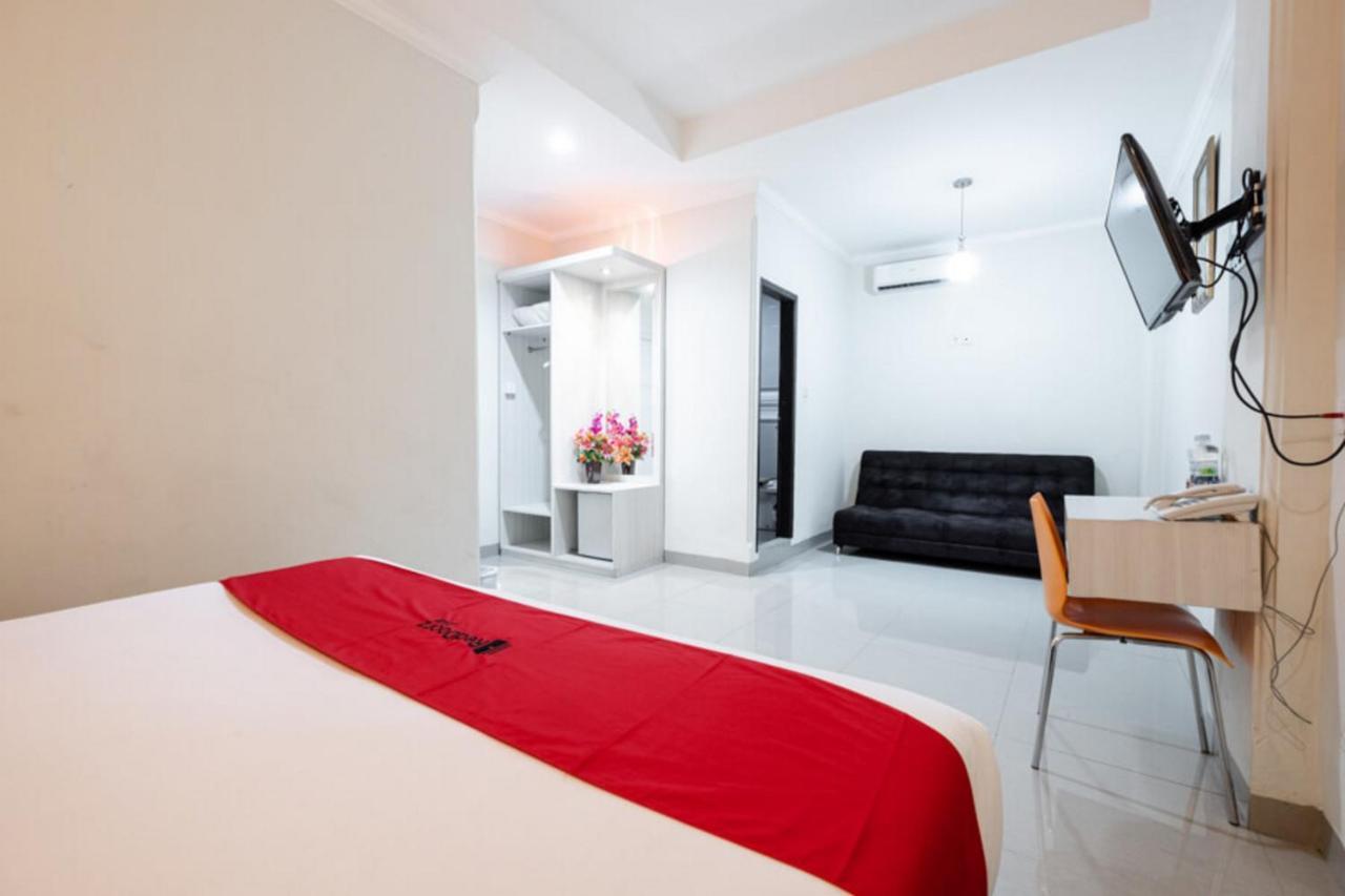 Hotel Reddoorz @ Alden 3*